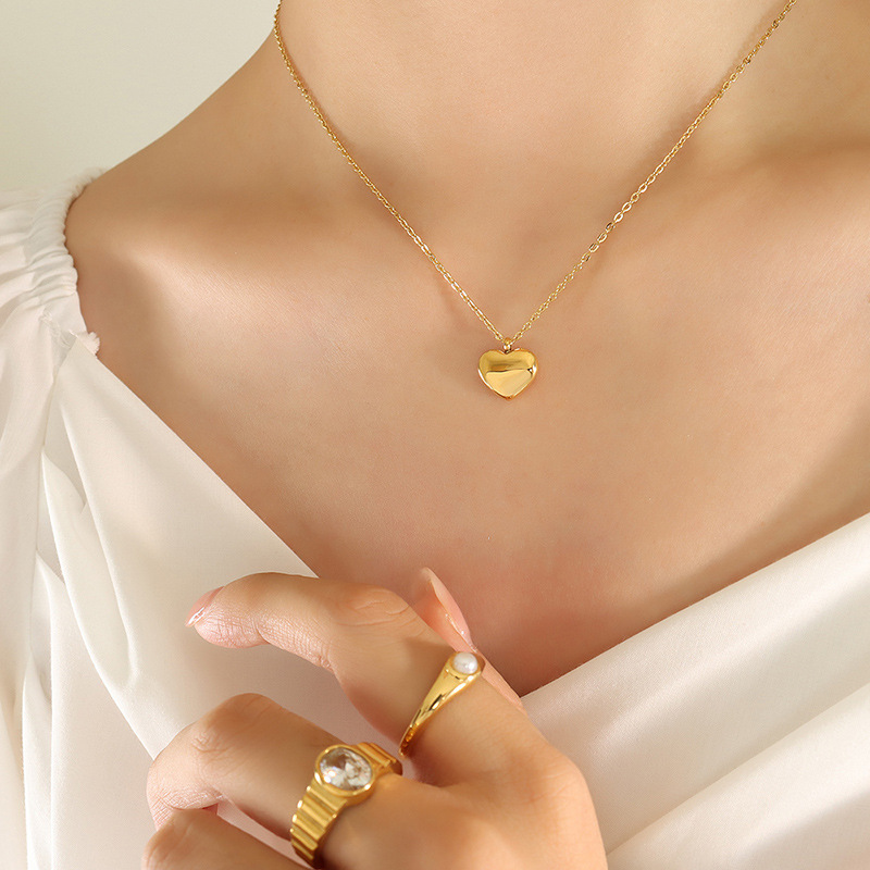 Hot Sale Heart Love Pendant Necklace 2023 New Trend 18K PVD Gold Plated Choker Necklace for Couples - Image 6