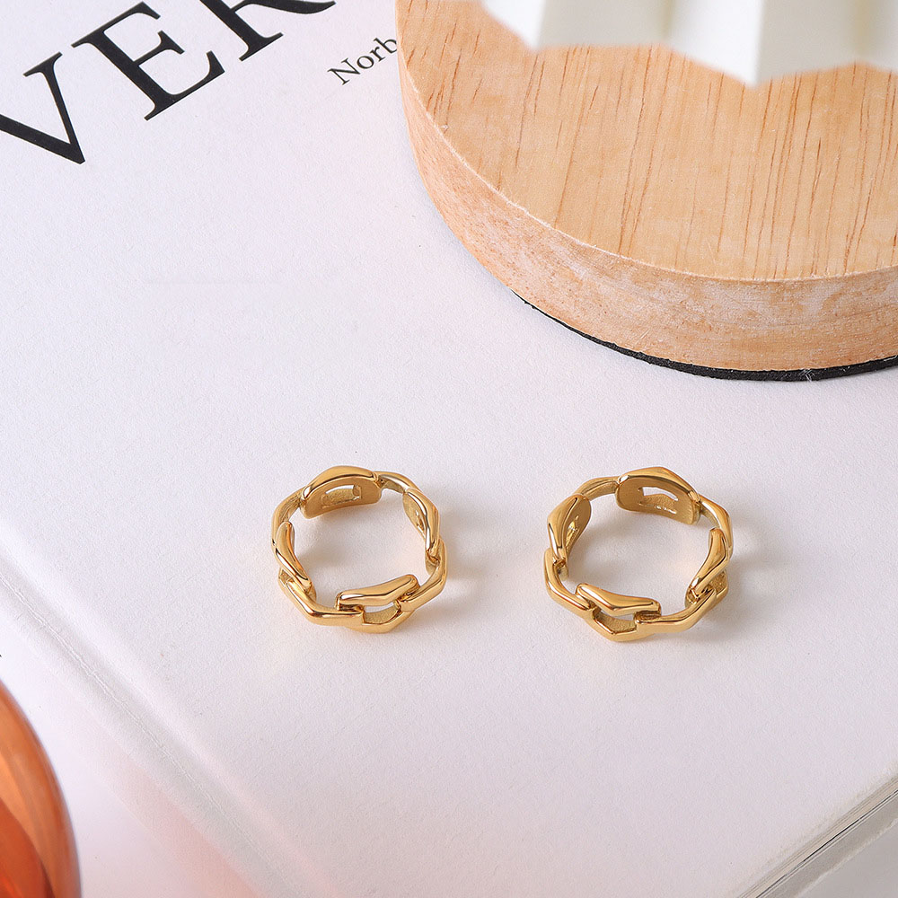 French Ins Small Square Ring with Cold Minimalist Luxury Chain Design for Women Adjustable Finger Ring - Image 5
