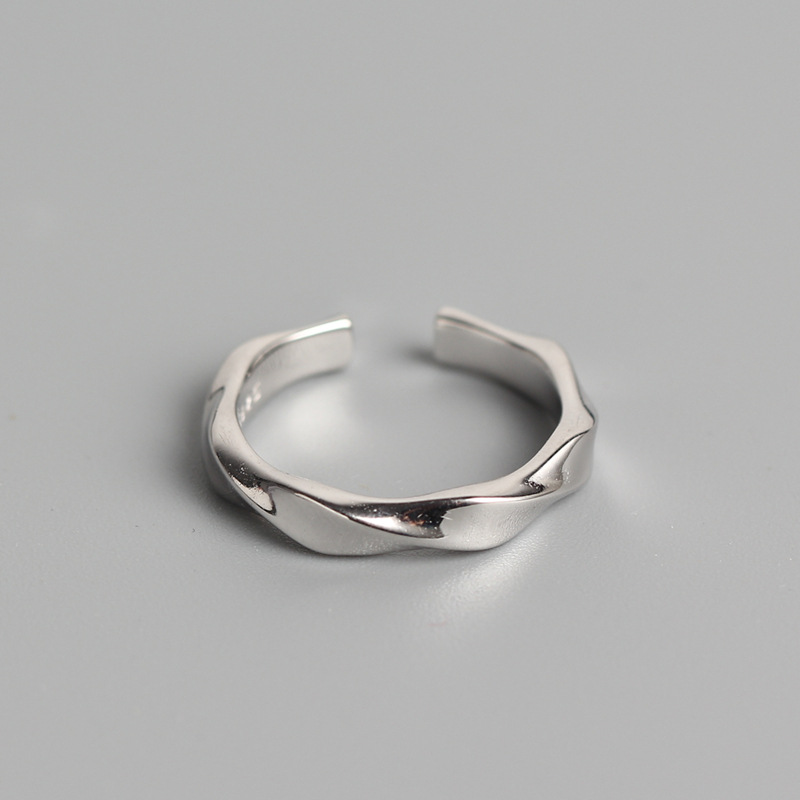 Korean Style S925 Sterling Silver Faceted Ring Plain Design Twisted Texture Irregular Minimalist Ring for Women - Image 5