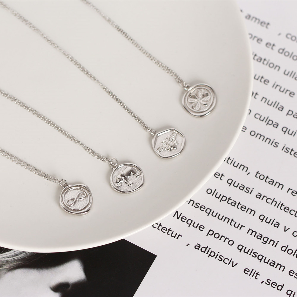 Simple Irregular Round Tag Pure Silver Necklace S925 Silver Bee Elephant Clover Infinity Collarbone Chain - Image 5