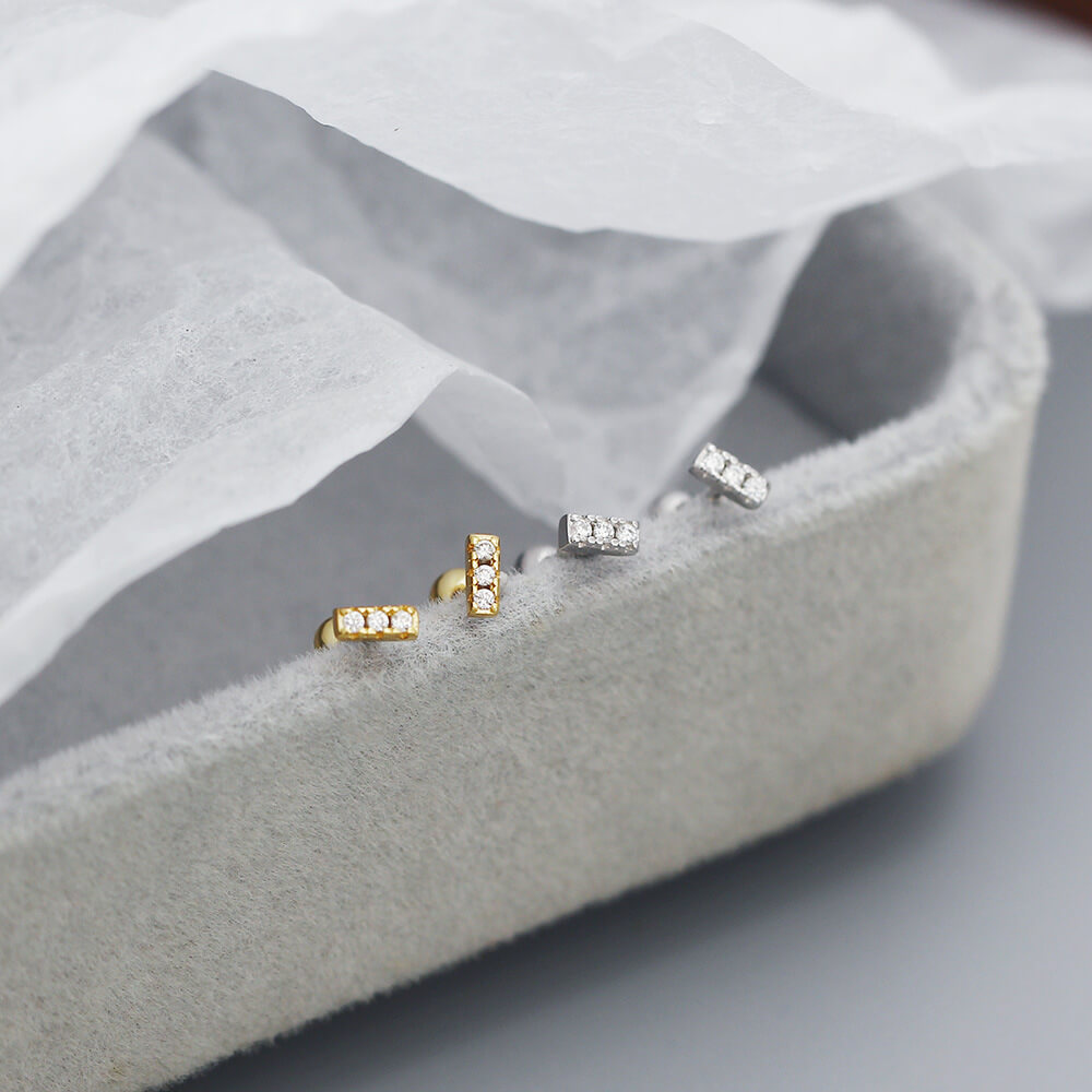 Unique Design High-End Diamond Petite Ear Studs Women 925 Silver Zircon Ear Clips Sparkling Earrings for Women - Image 4