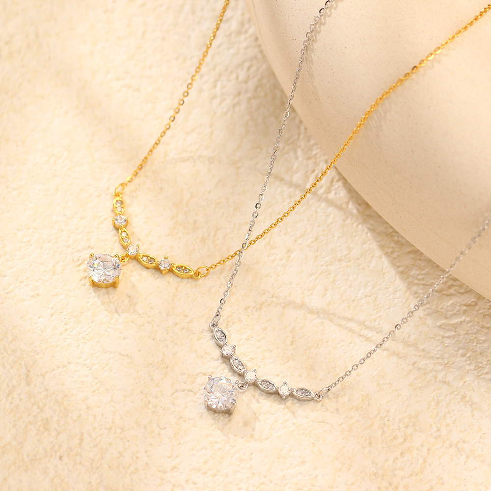 Luxury Zircon Necklace S925 Silver INS High-End Versatile Collarbone Chain Exquisite Niche Jewelry - Image 3