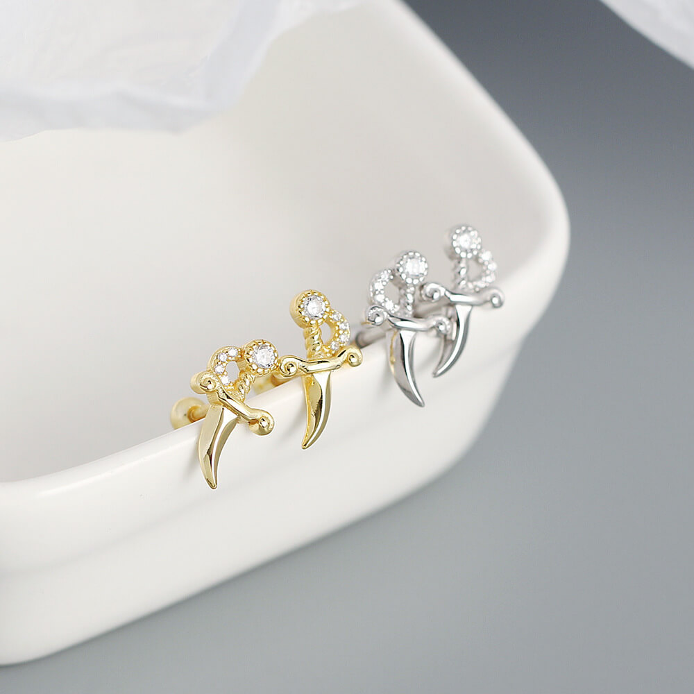 European Vintage Ear Studs S925 Silver INS Small Dagger Diamond Piercing Screw Ear Studs Ear Bone Earrings for Women - Image 5