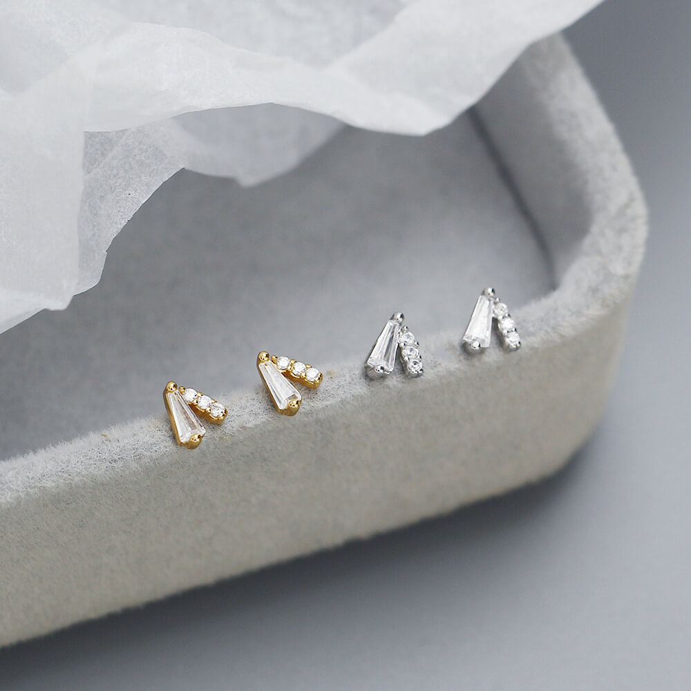 Piercing Ear Studs S925 Silver INS Diamond V-Shape Screw Ear Bone Cuffs Unique Layered Earrings - Image 5