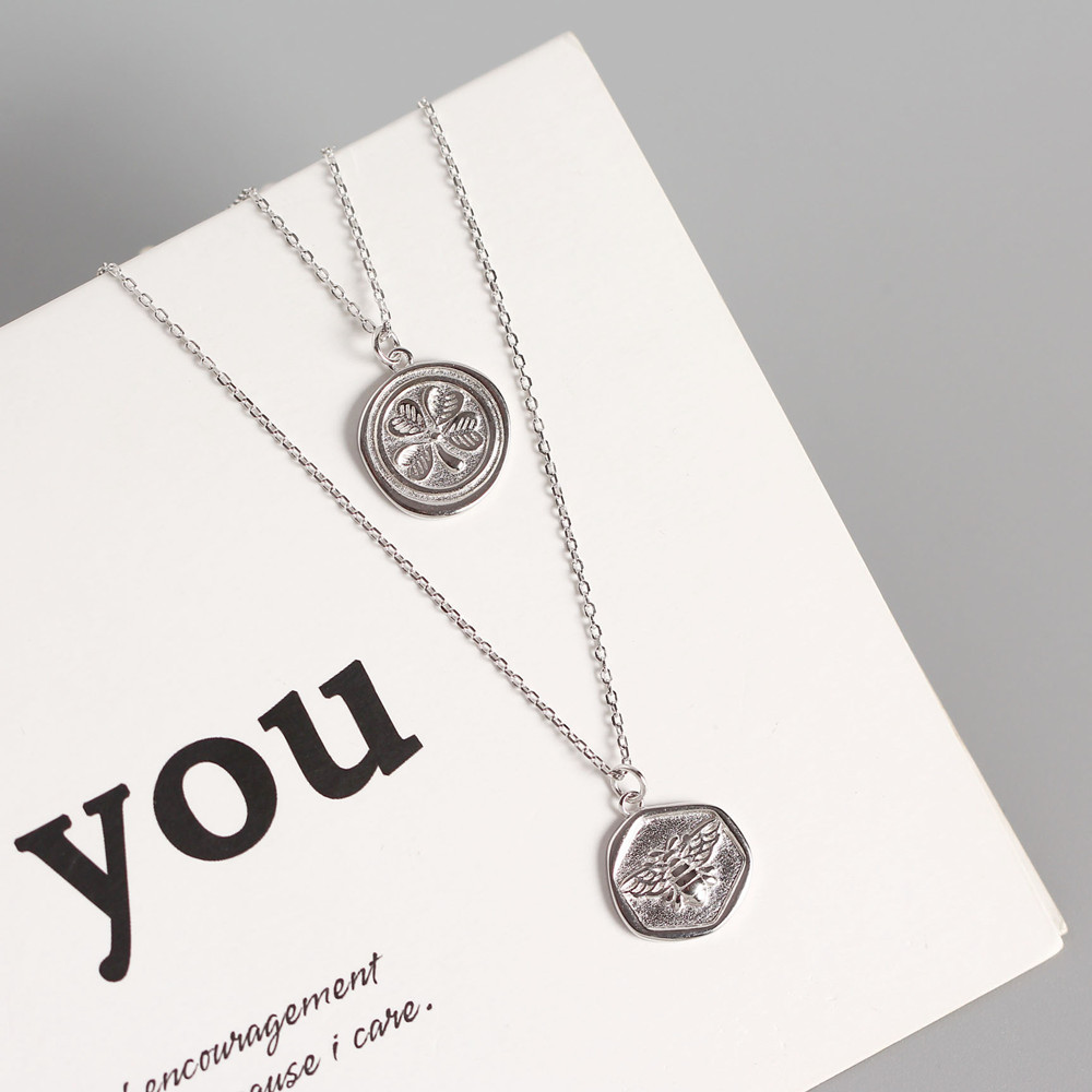 Simple Irregular Round Tag Pure Silver Necklace S925 Silver Bee Elephant Clover Infinity Collarbone Chain - Image 8