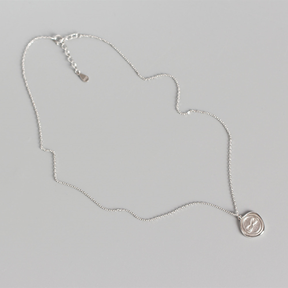Simple Irregular Round Tag Pure Silver Necklace S925 Silver Bee Elephant Clover Infinity Collarbone Chain - Image 9