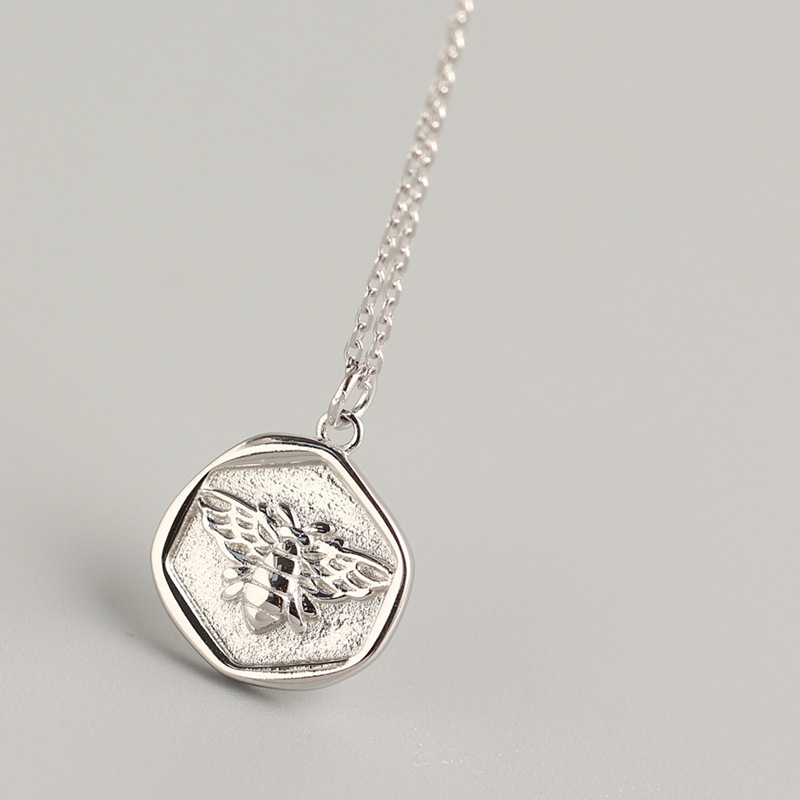 Simple Irregular Round Tag Pure Silver Necklace S925 Silver Bee Elephant Clover Infinity Collarbone Chain - Image 12