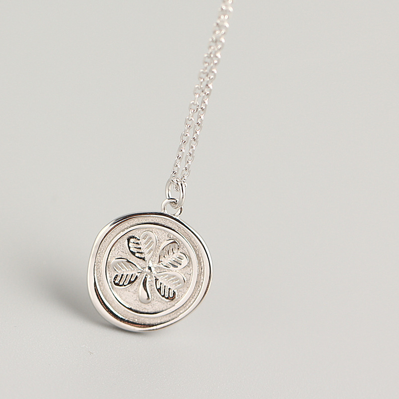 Simple Irregular Round Tag Pure Silver Necklace S925 Silver Bee Elephant Clover Infinity Collarbone Chain - Image 14