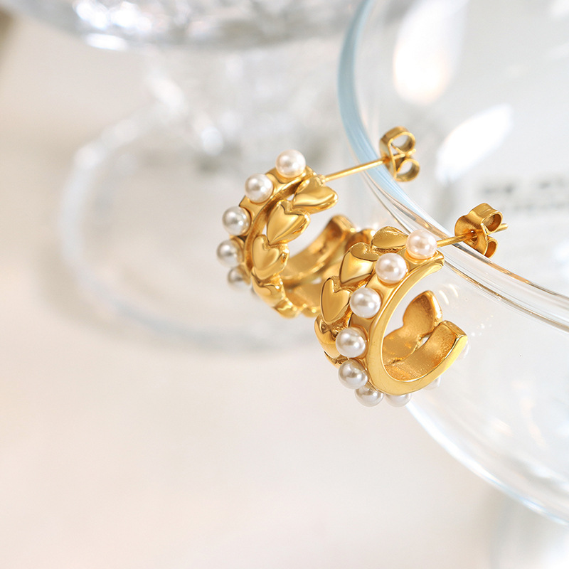 French Palace Style Pearl Earrings Geometric C-Shape Heart Pattern Elegant 18k PVD Gold Plated Stud Jewelry - Image 3