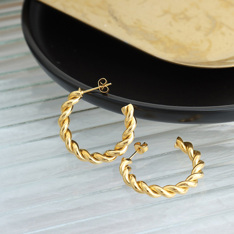 Bold European Style INS-Inspired Big Chain C-Shape Earrings Titanium Steel 18K PVD Gold Plated Trendy Design - Image 2