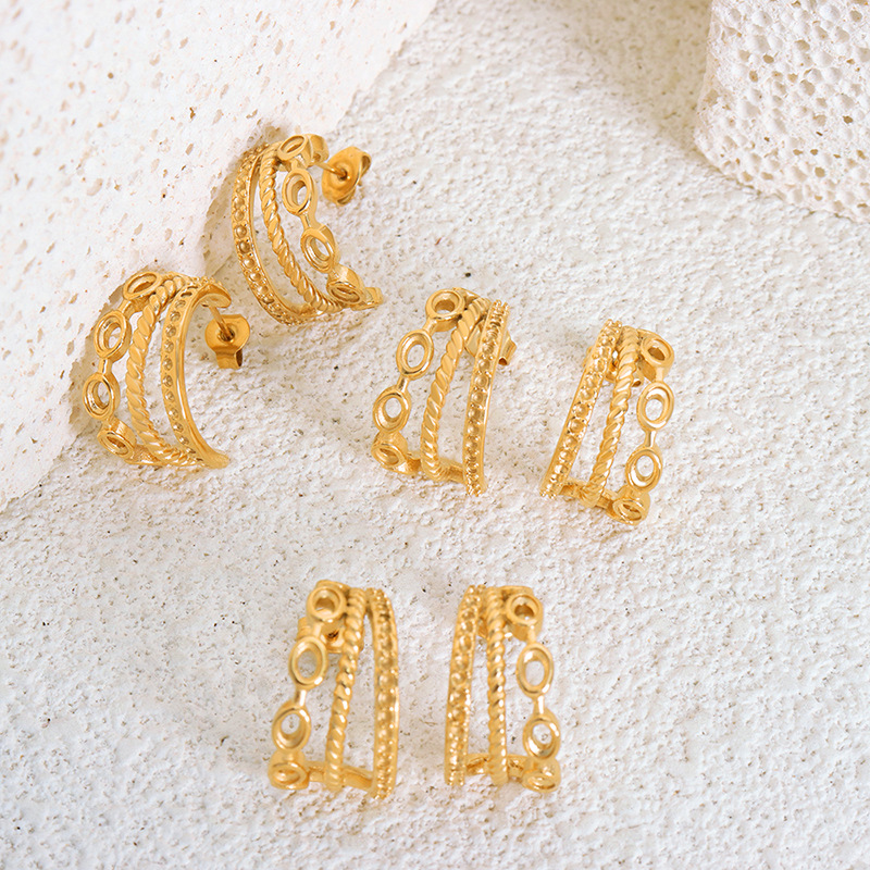 European New Fashion Triple C-Shape Twisted Earrings Titanium Steel 18K PVD Gold Plated Non-Fading Earrings - Image 2