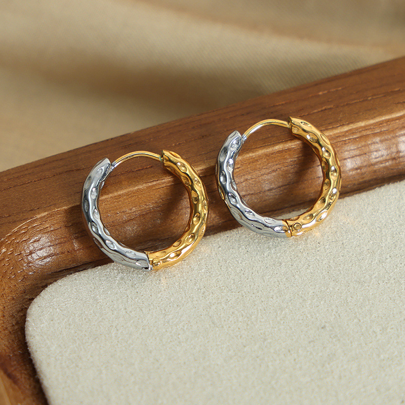 European and American New Minimalist Two-Tone Gold-Plated Titanium Steel Round Earrings Unique Jewelry for Women - Image 2