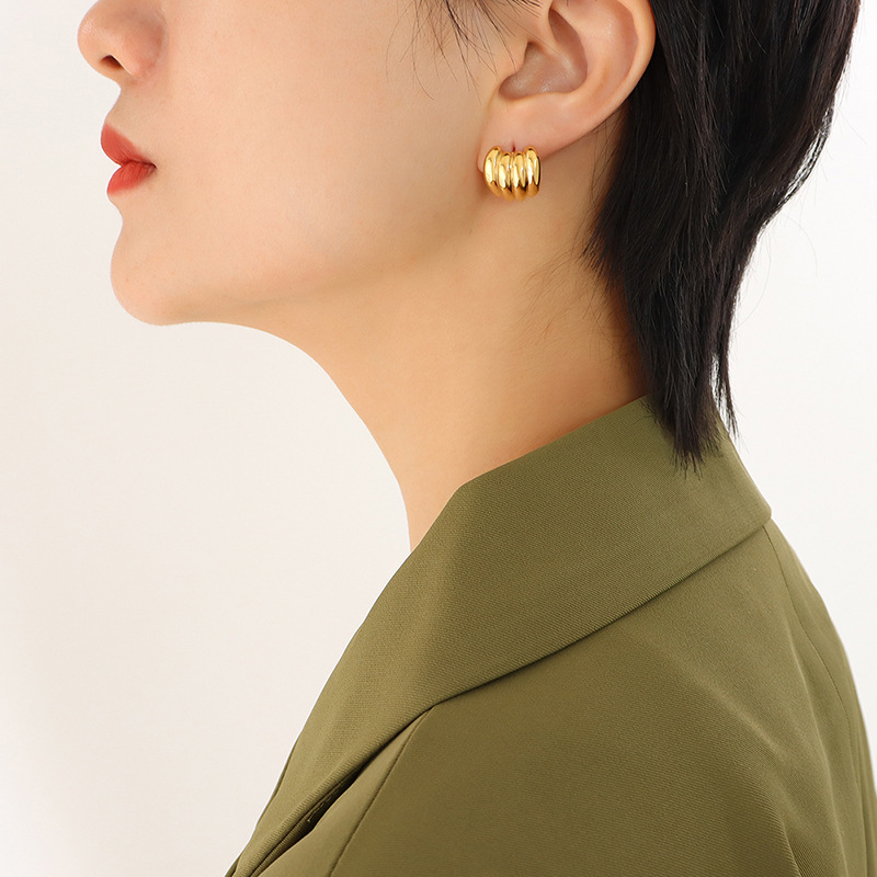 Korean Banana String C-Shape Earrings Stainless Steel 18k PVD Gold Plated Minimalist weight Jewelry - Image 4