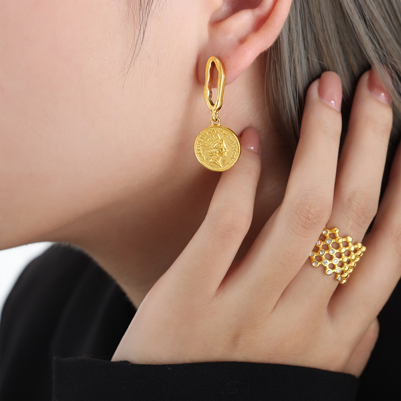 French Retro Unique Geometric B Round Coin Pendant Luxury Titanium Steel 18K PVD Gold Plated Earrings for Women - Image 4