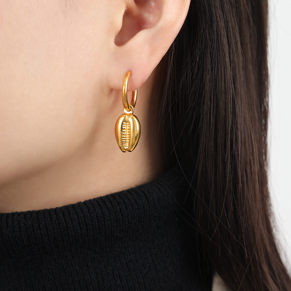 New Unique Design Minimalist Titanium Steel 18K PVD Gold Plated Small Shell Irregular Pendant Earrings Wholesale for Women - Image 5