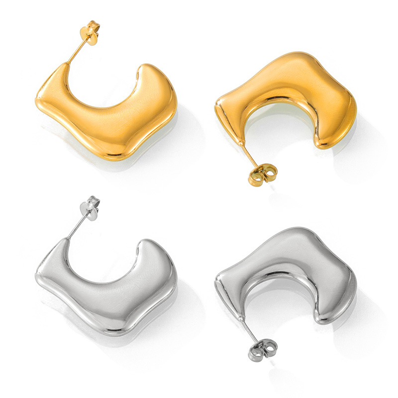 European and American Geometric C-Shaped Earrings 18K PVD Gold Plated Titanium Steel Versatile Minimalist Design