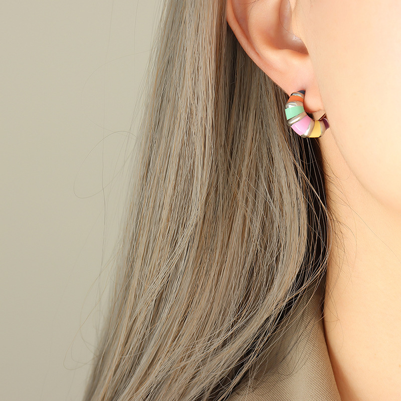 Retro European Style Non-Fading Colorful C-Shape Earrings with Enamel Inlay and Drip Oil Design Titanium Steel Studs - Image 5