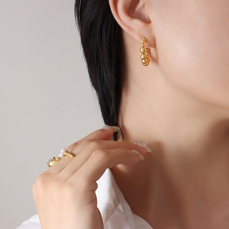 European Ins Style Trendy Titanium Steel 18K PVD Gold Plated Bead C-Shaped Earrings Unique and Elegant Design for Women - Image 4
