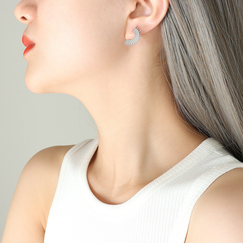 French Semi-Moon Earrings Stainless Steel 18k PVD Gold Plated weight Jewelry for Women Wholesale - Image 5