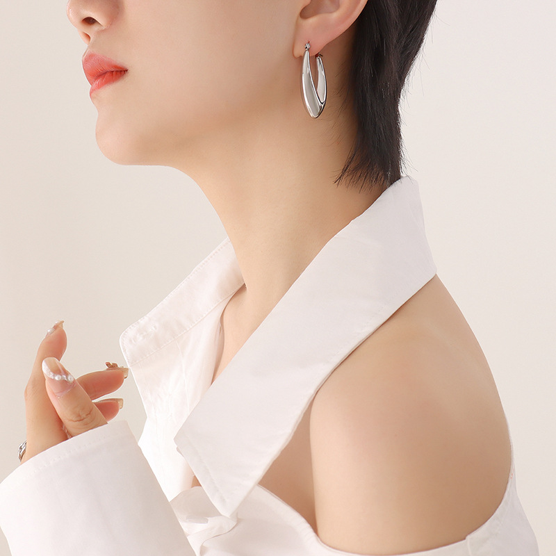 Geometric U-Shaped Earrings for Women Non-Mainstream Fashion Chic Titanium Steel 18K PVD Gold Plated Jewelry - Image 5