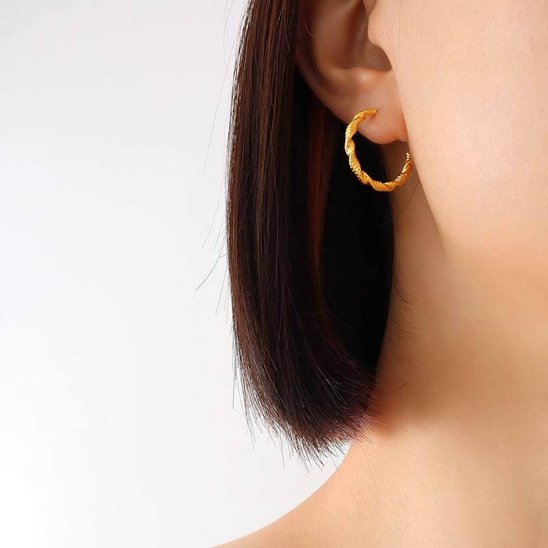 French Style Minimalist C-Shape Engraved Earrings 18K PVD Gold Plated Titanium Steel for Women - Image 7