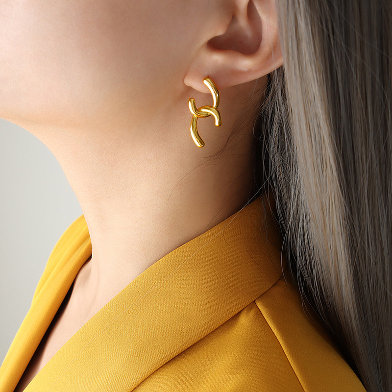 European Geometric Irregular Earrings 18k PVD Gold Plated Stainless Steel Trendy Minimalist Jewelry for Women - Image 5