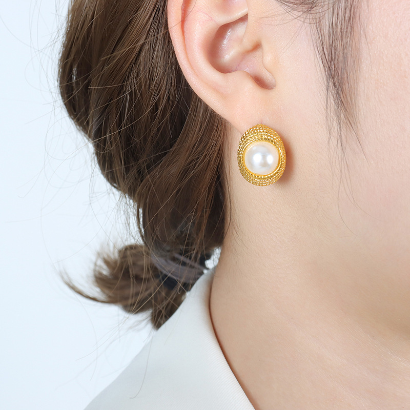 Vintage Neutral Style Summer Pearl Inlay Titanium Steel C-Shape Luxury Earrings 18K PVD Gold Plated - Image 6