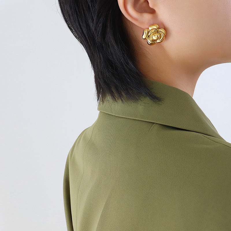 European Vintage Oversized Flower Earrings 18k PVD Gold Plated Stainless Steel Retro Jewelry for Women - Image 6